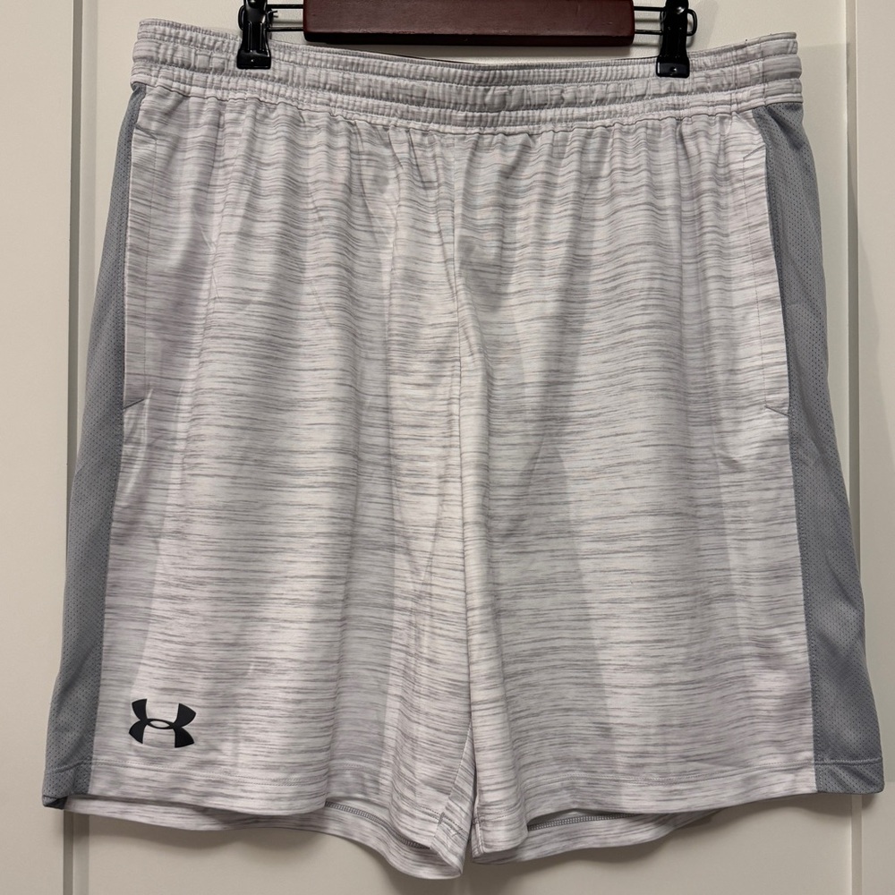 Under Armour Men's MK1 Twist athletic shorts XL Gray